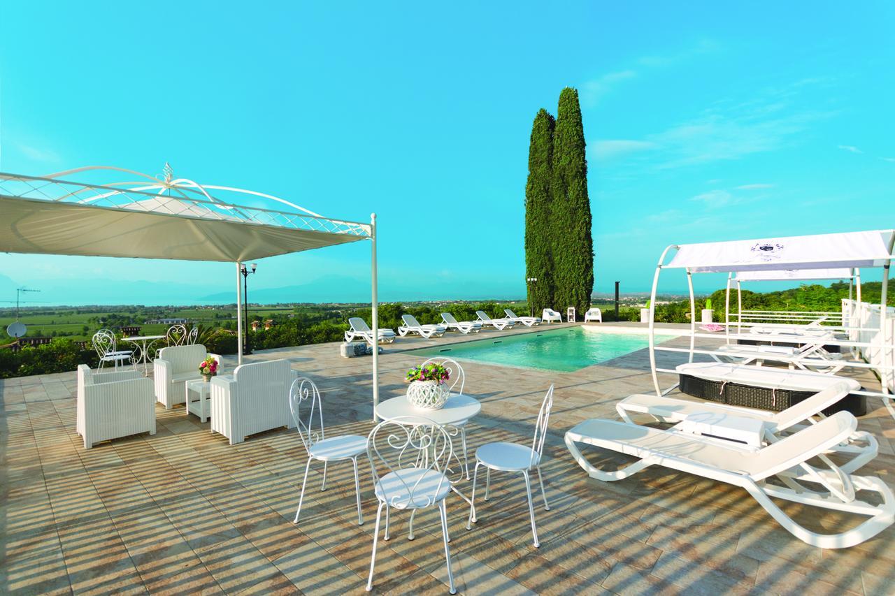 Relais Villa Belvedere & Spa Only Adults Pozzolengo Bagian luar foto