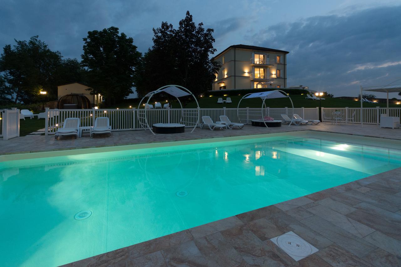 Relais Villa Belvedere & Spa Only Adults Pozzolengo Bagian luar foto